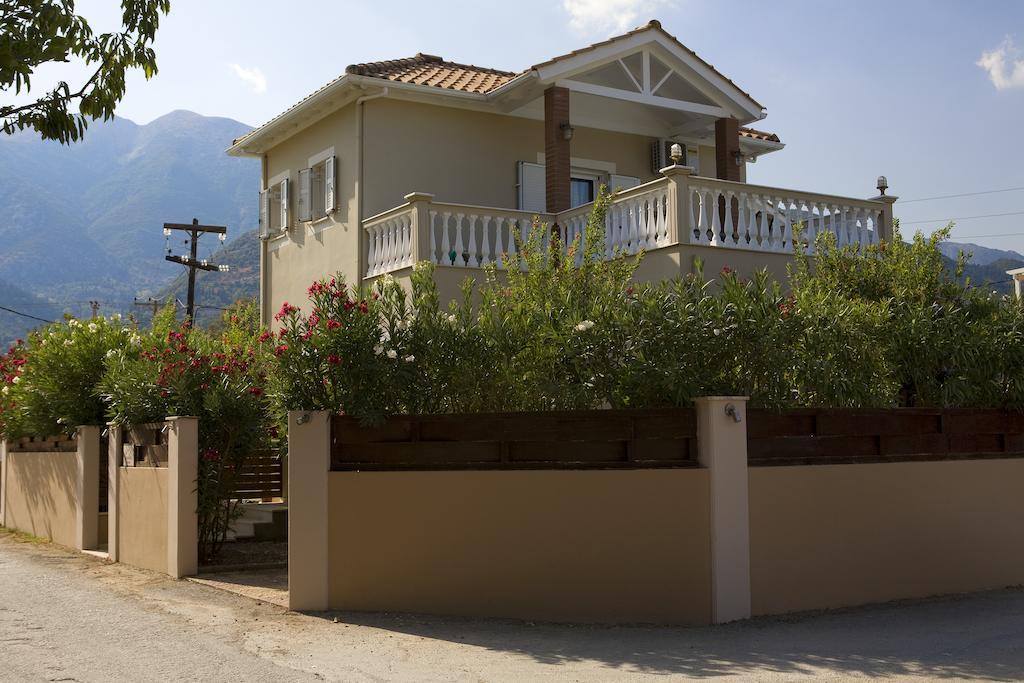 Le Torri Villas By Nidri Holiday Villas Nydri (Lefkada) Exterior foto